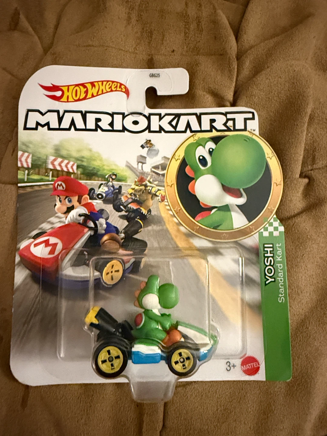 Hot Wheels Mario Kart Yoshi Standard Kart