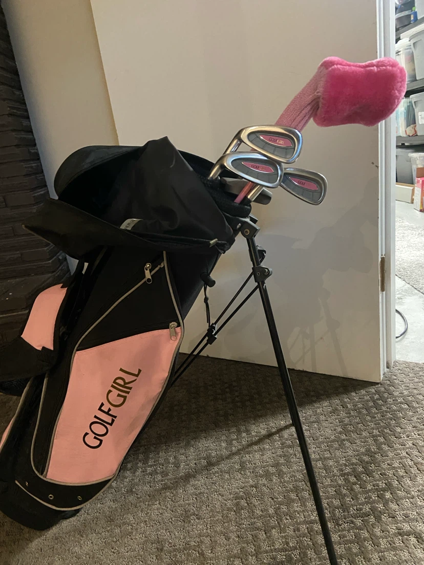 Like new Kids Golf club set - photo 2