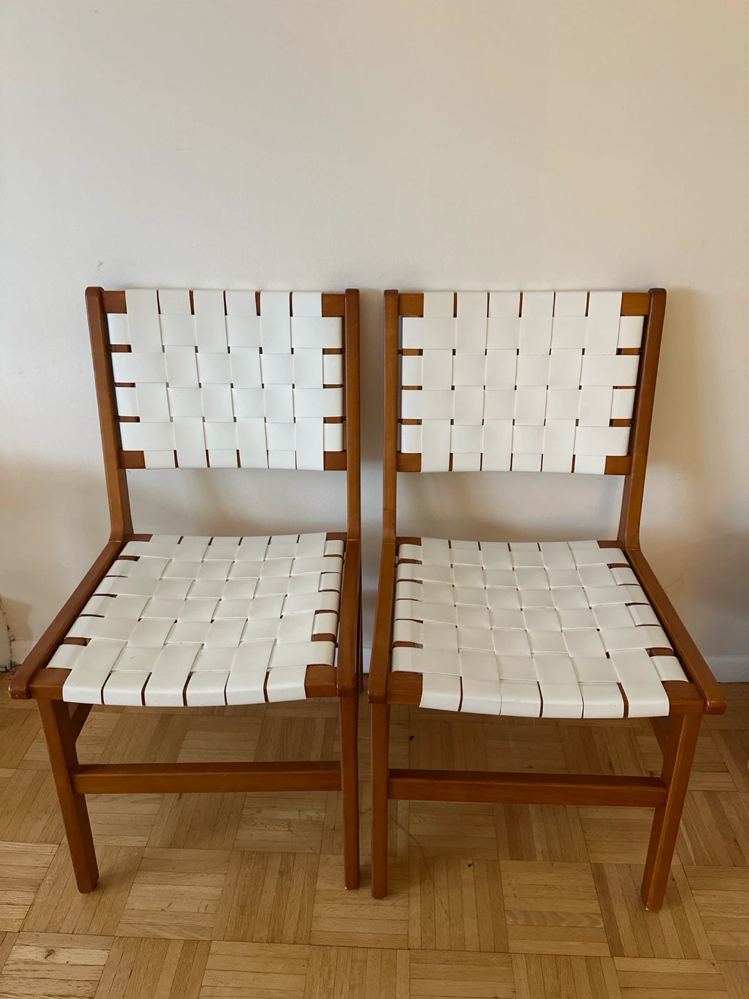 2 White Chairs