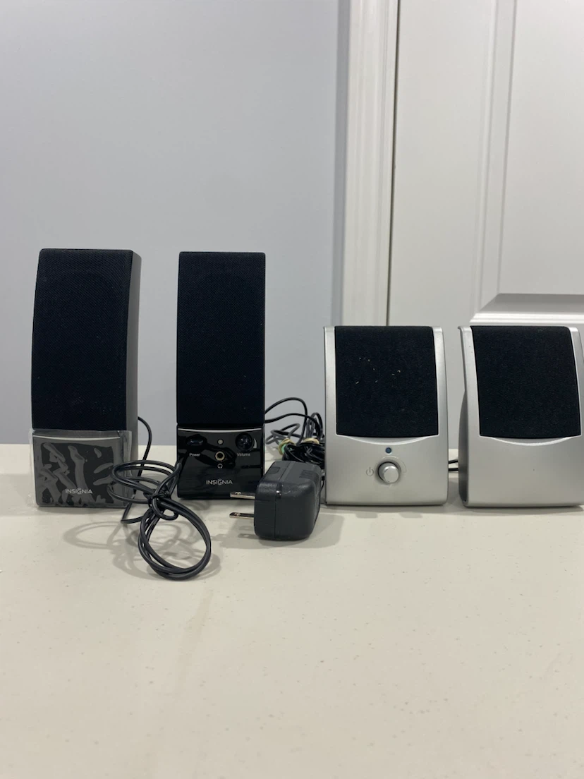 Insignia 2.1 Speaker System - photo 2