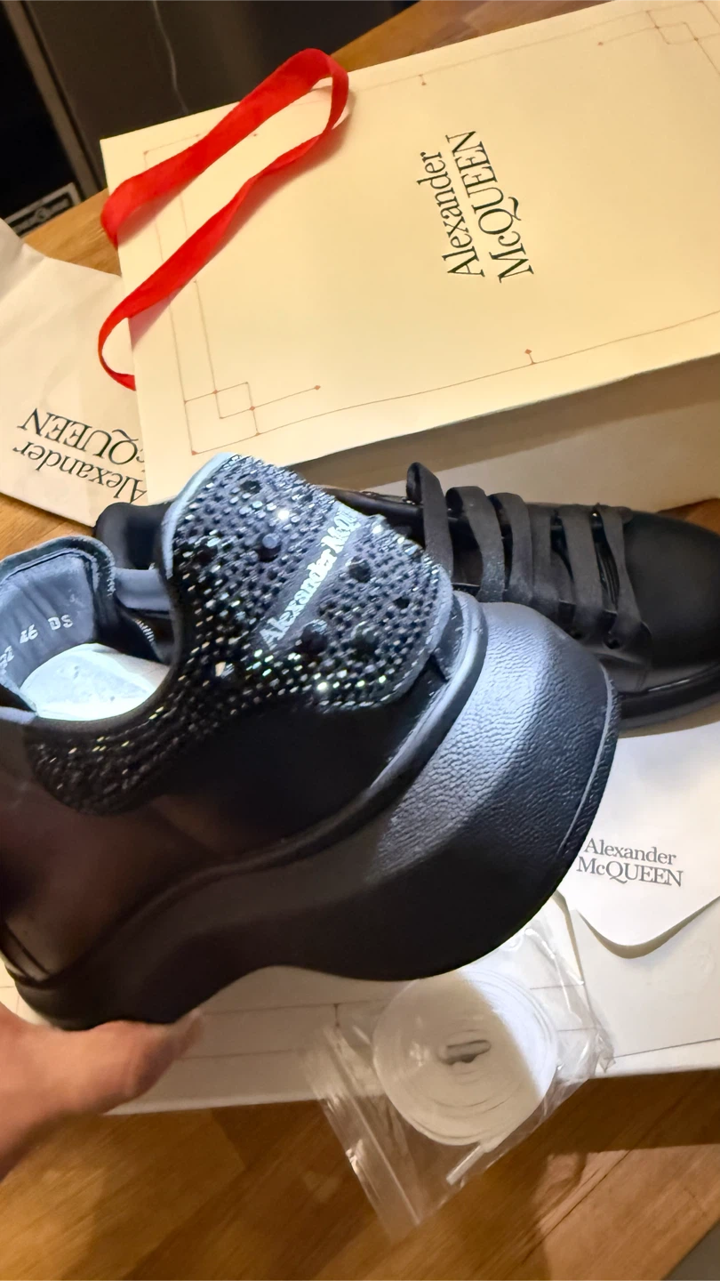 Alexander McQueen Oversized Sneakers with Crystals - Black - photo 2