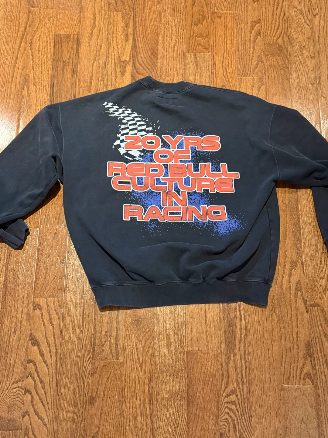Abercrombie & Fitch F1 Red Bull Racing Graphic Sweatshirt - photo 3