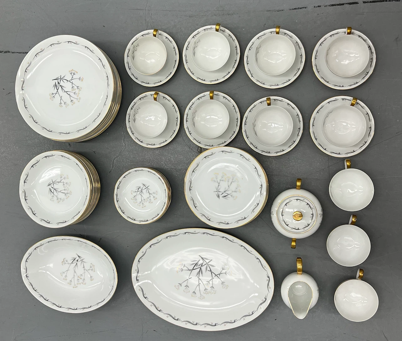 Vintage 55-Pc EMPRESS CHINA Debutante Set Fine China Japan 507 - photo 2