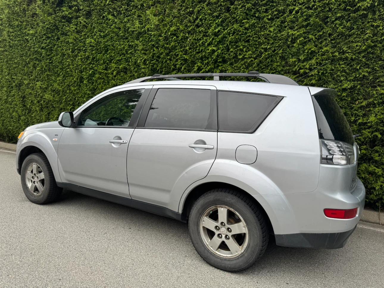 2008 Mitsubishi Outlander SUV Auto - photo 4