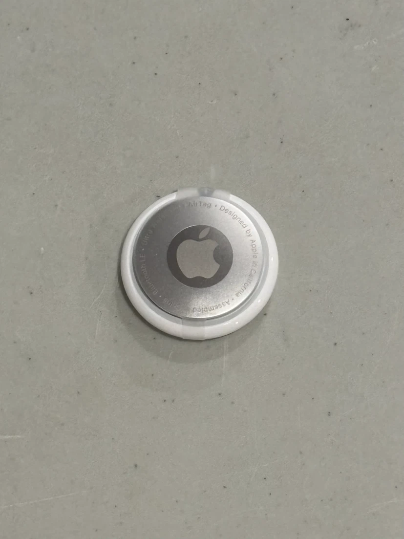 *BRAND NEW* Apple Airtag