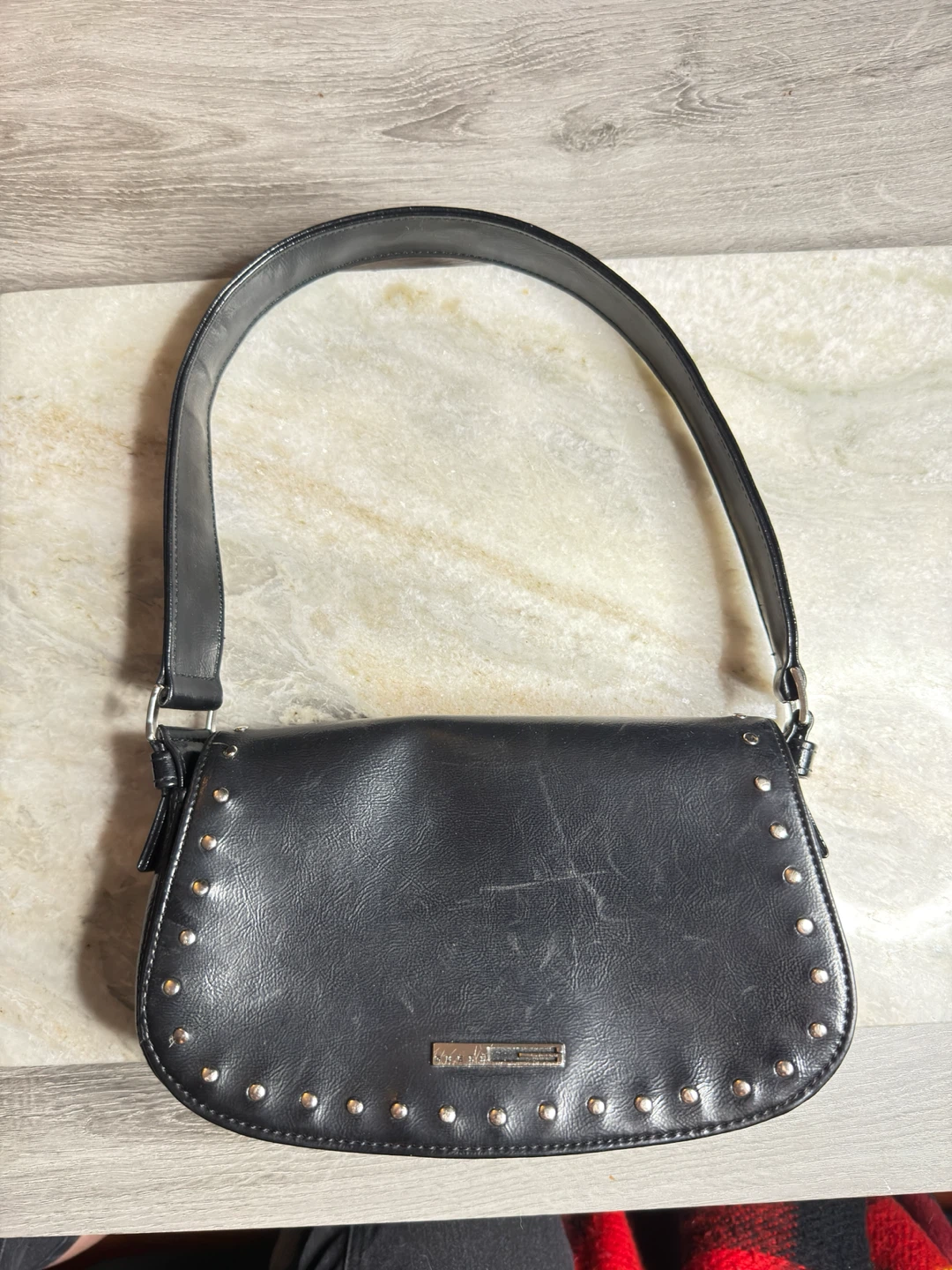 Vintage 90s/Y2K GUESS Black Studded Shoulder Bag
