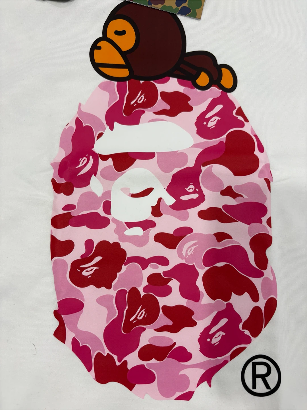 (PRICE NEGOTIABLE) BAPE White Pink Camo Ape T-Shirt - photo 3