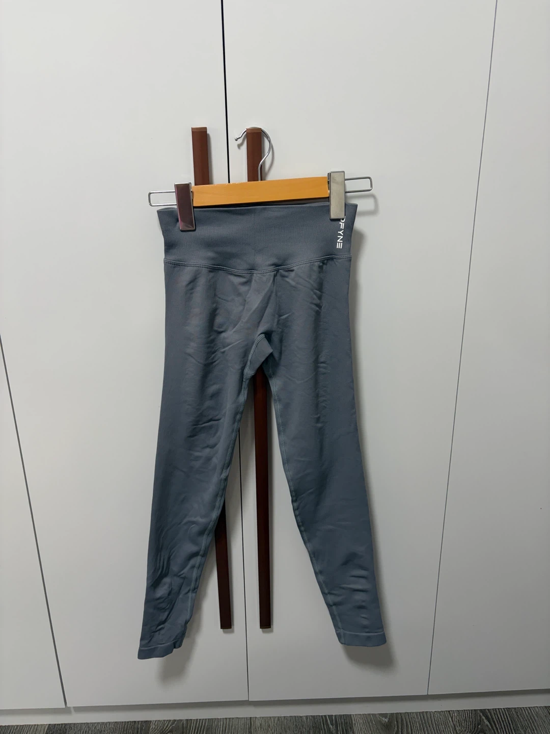DFYNE Grey Leggings