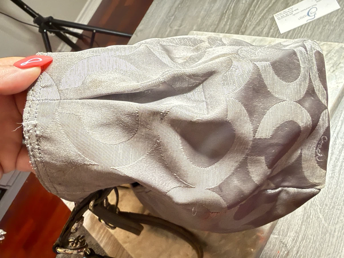 👜 Coach Mia Op Art Lurex Tote – Style F15746 - photo 4
