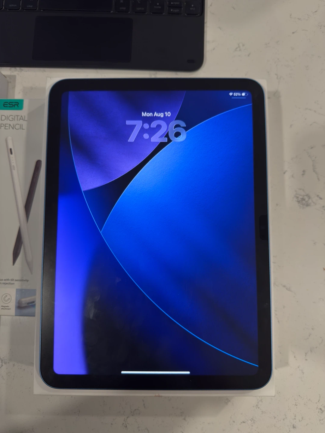 Apple iPad 11th Generation (128GB) - photo 3