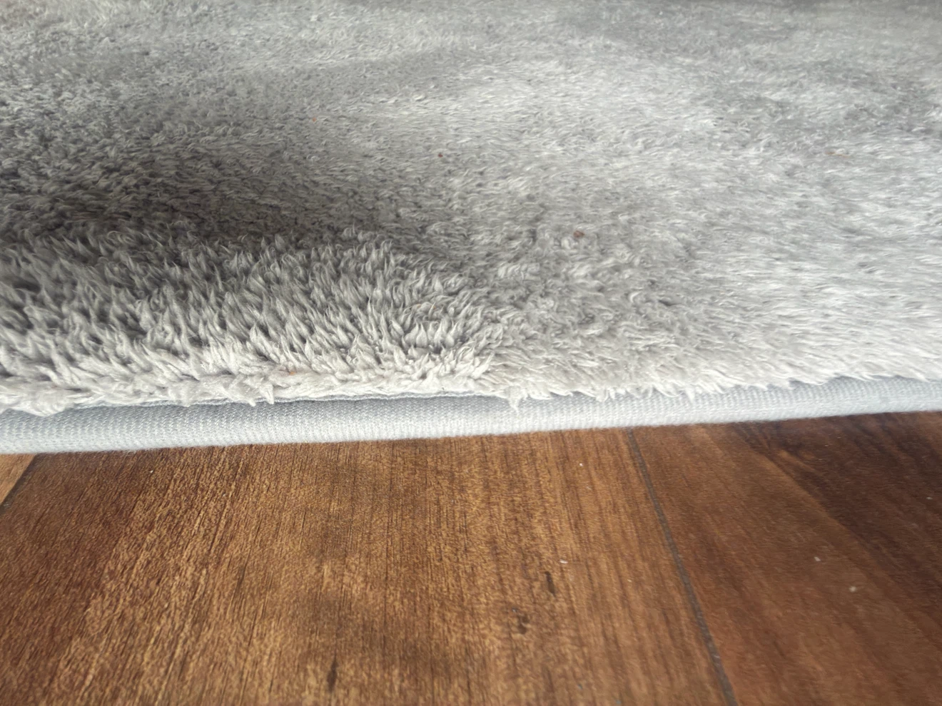 2 Light Grey Plush Area Rug set for sale - photo 4