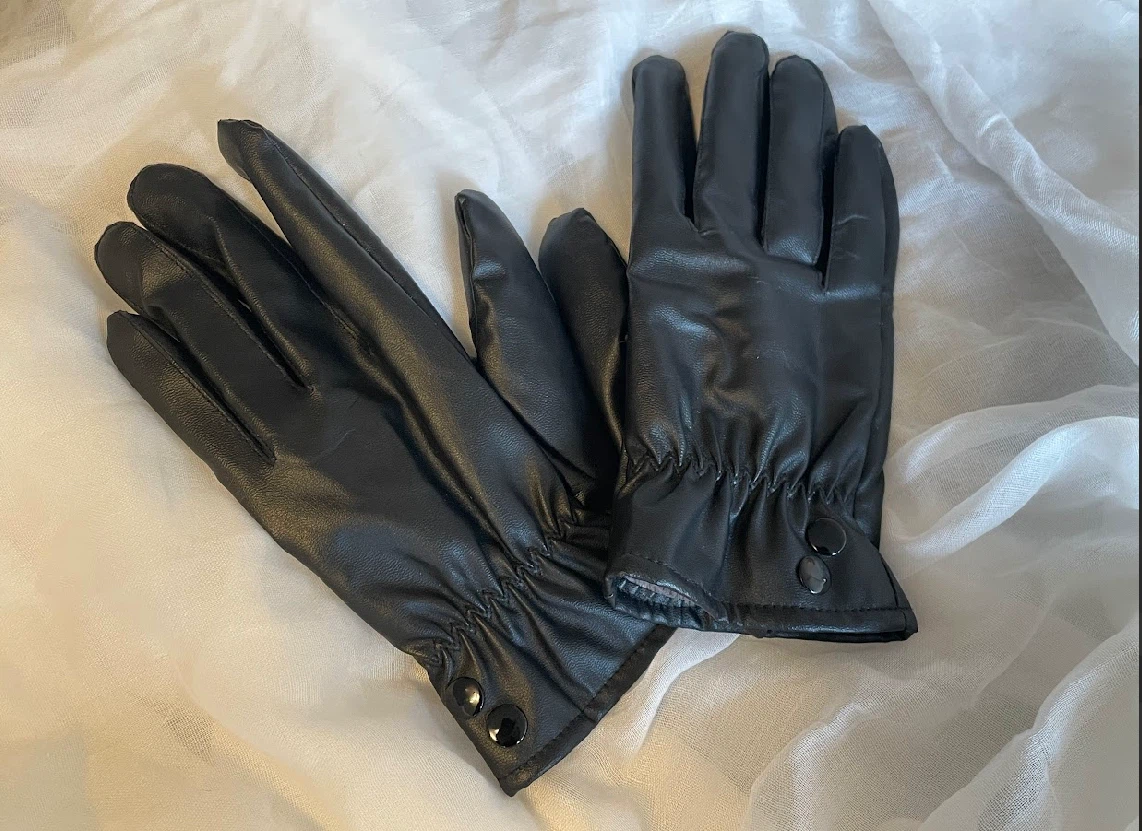 Black Faux leather gloves