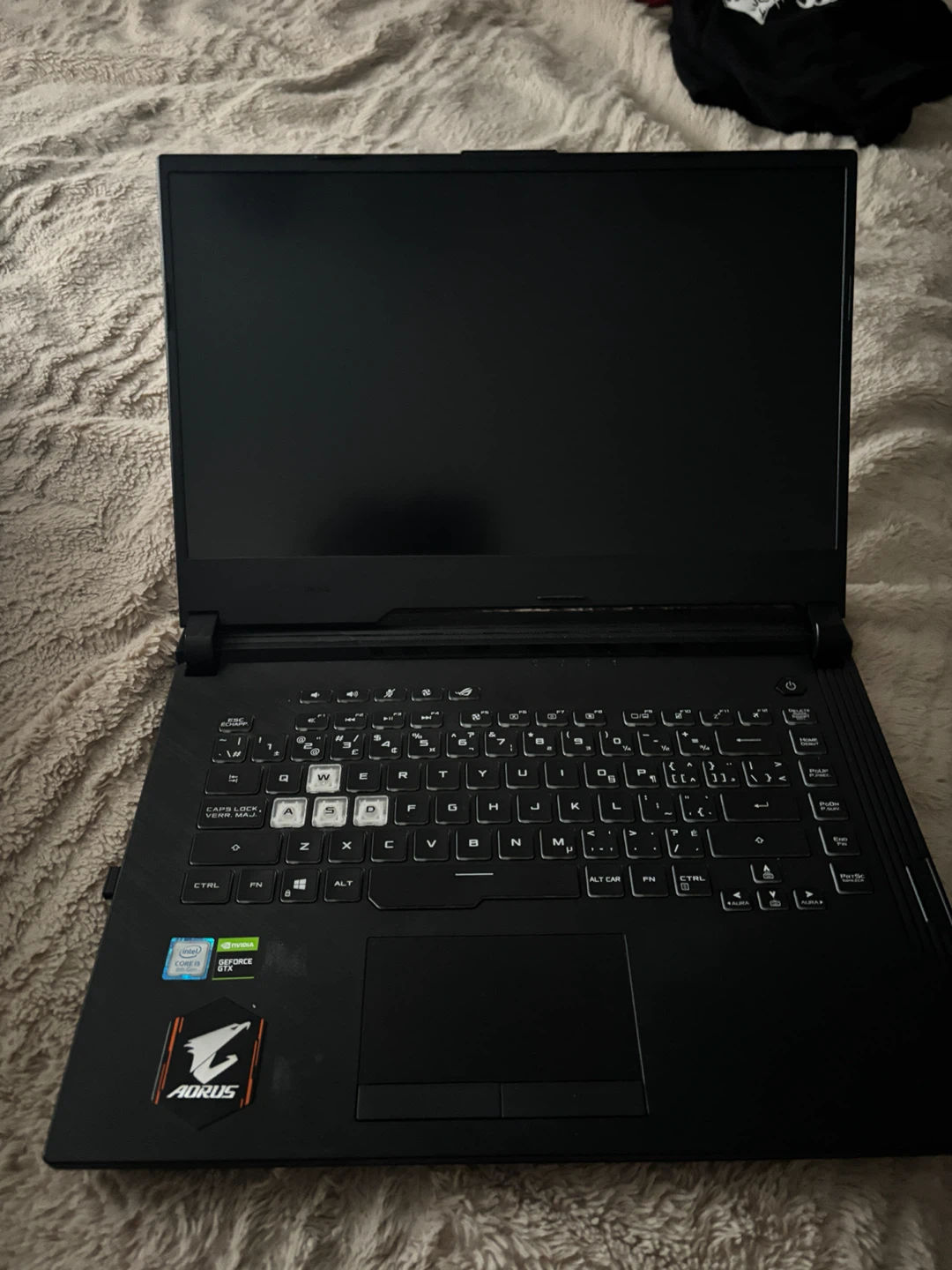 ASUS ROG Strix G153