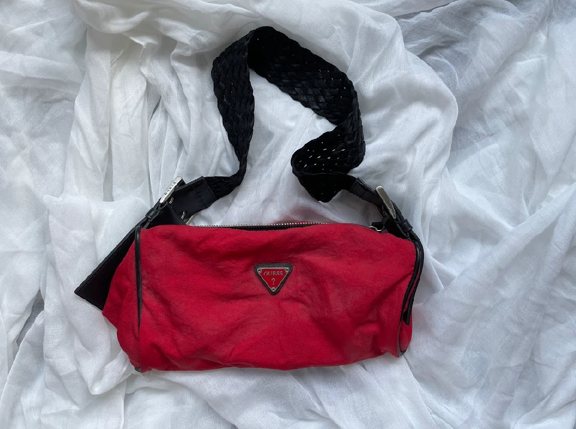 GUESS red/black bag