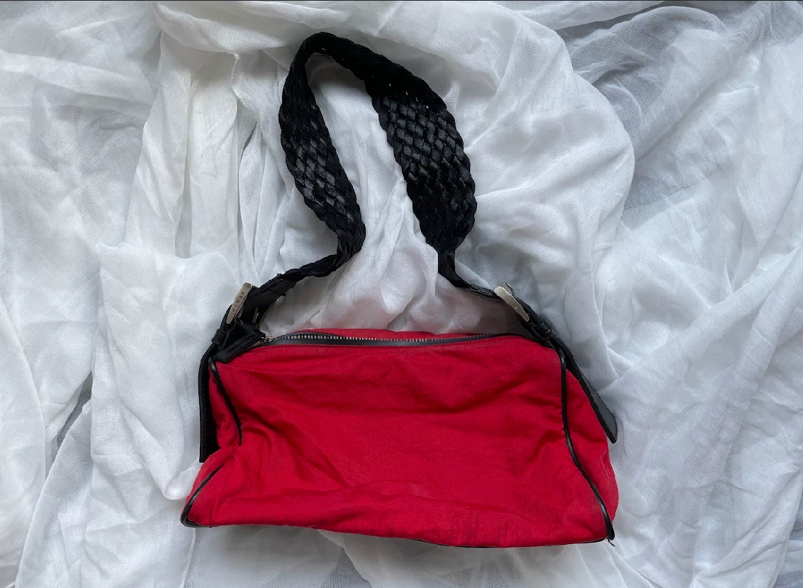 GUESS red/black bag - photo 2