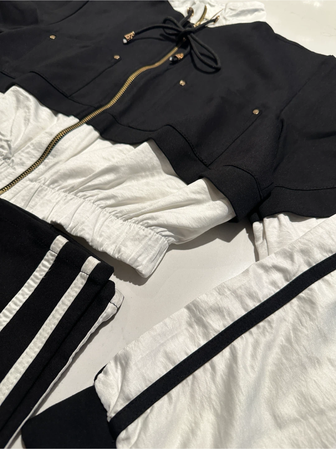 Black and White Cropped Tracksuit Set - photo 3