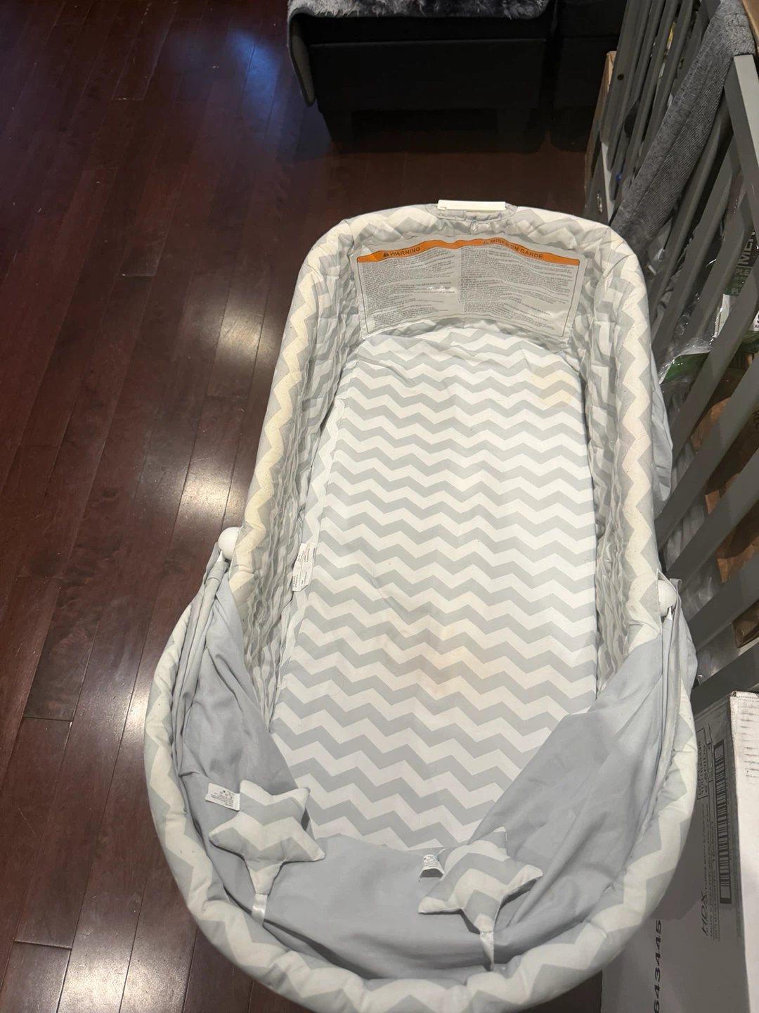 Baby Bassinet with Skirt - photo 2