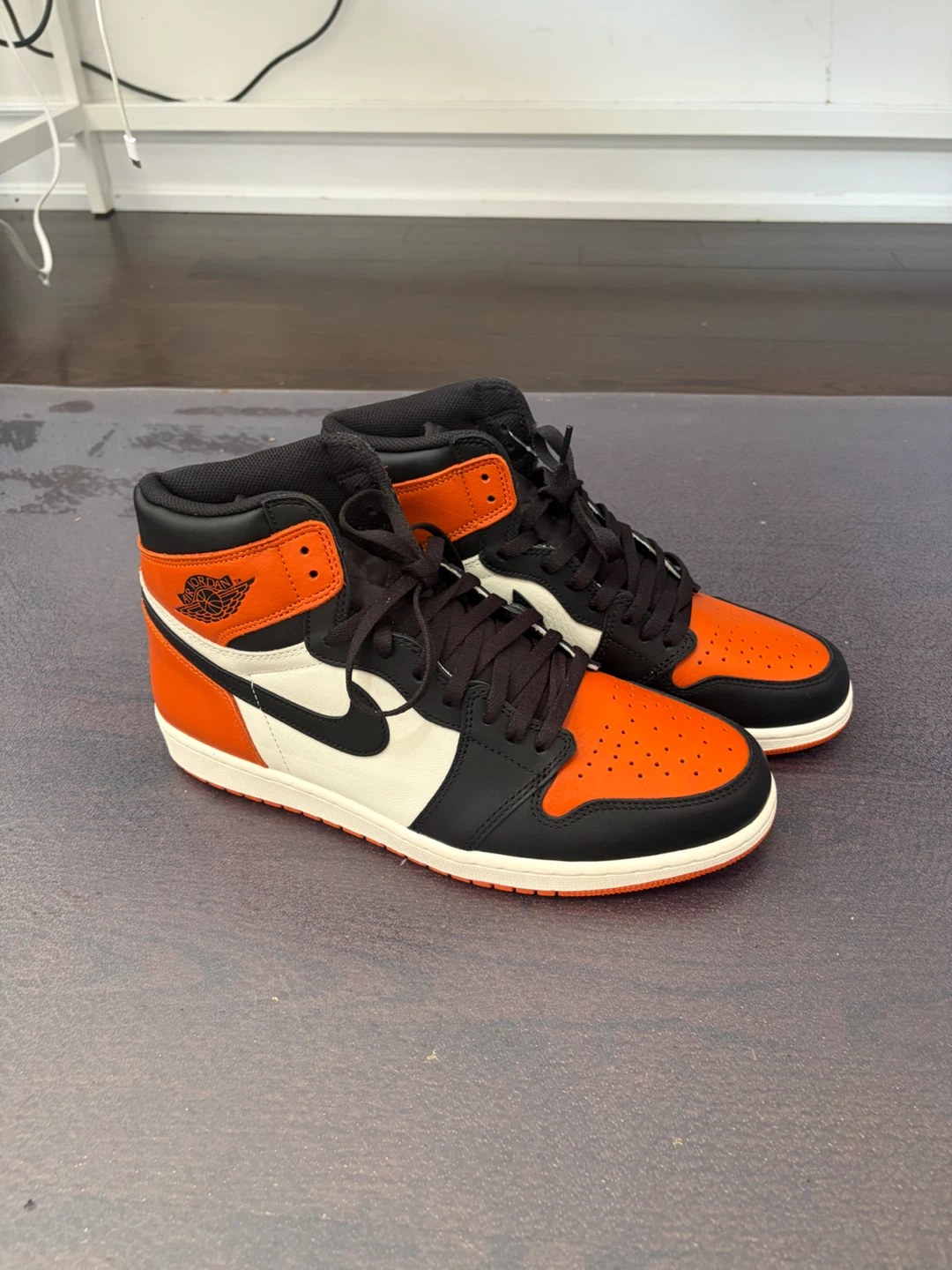 Air Jordan 1 High SBB US10 - photo 3