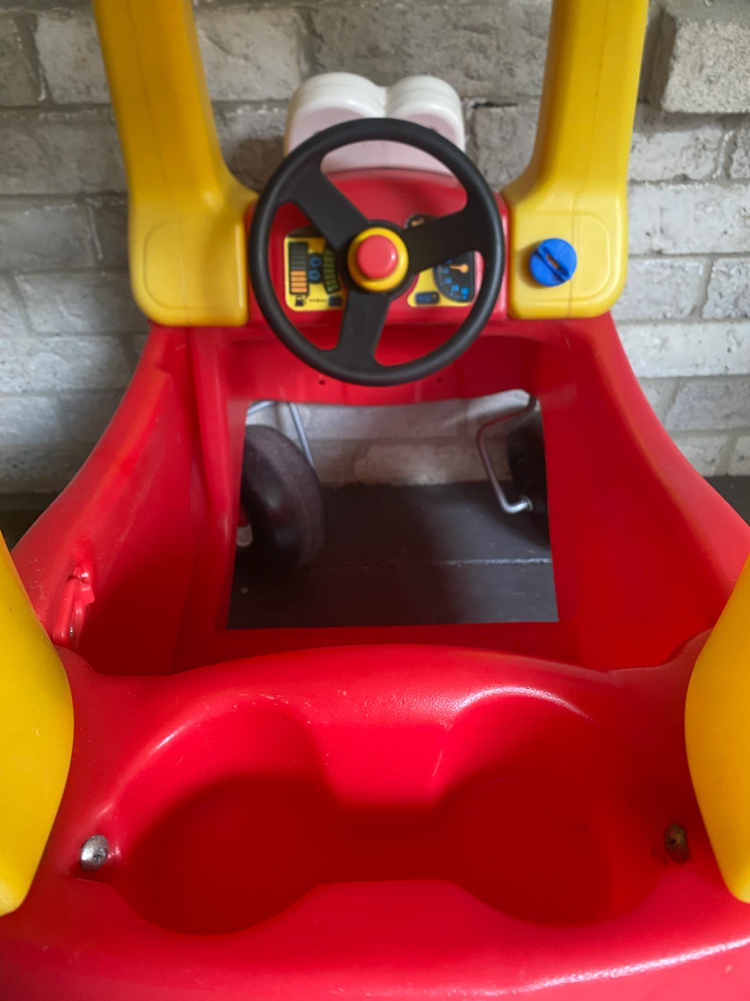 Little Tikes cozy coupe car - photo 5