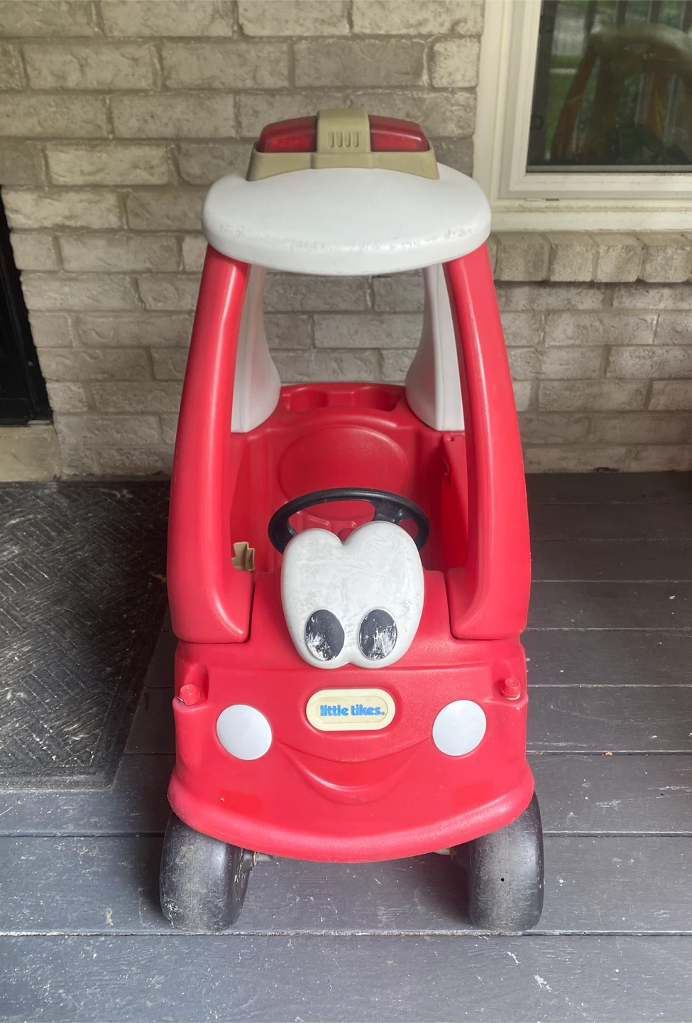 Little Tikes ride & rescue cozy coupe car - photo 2
