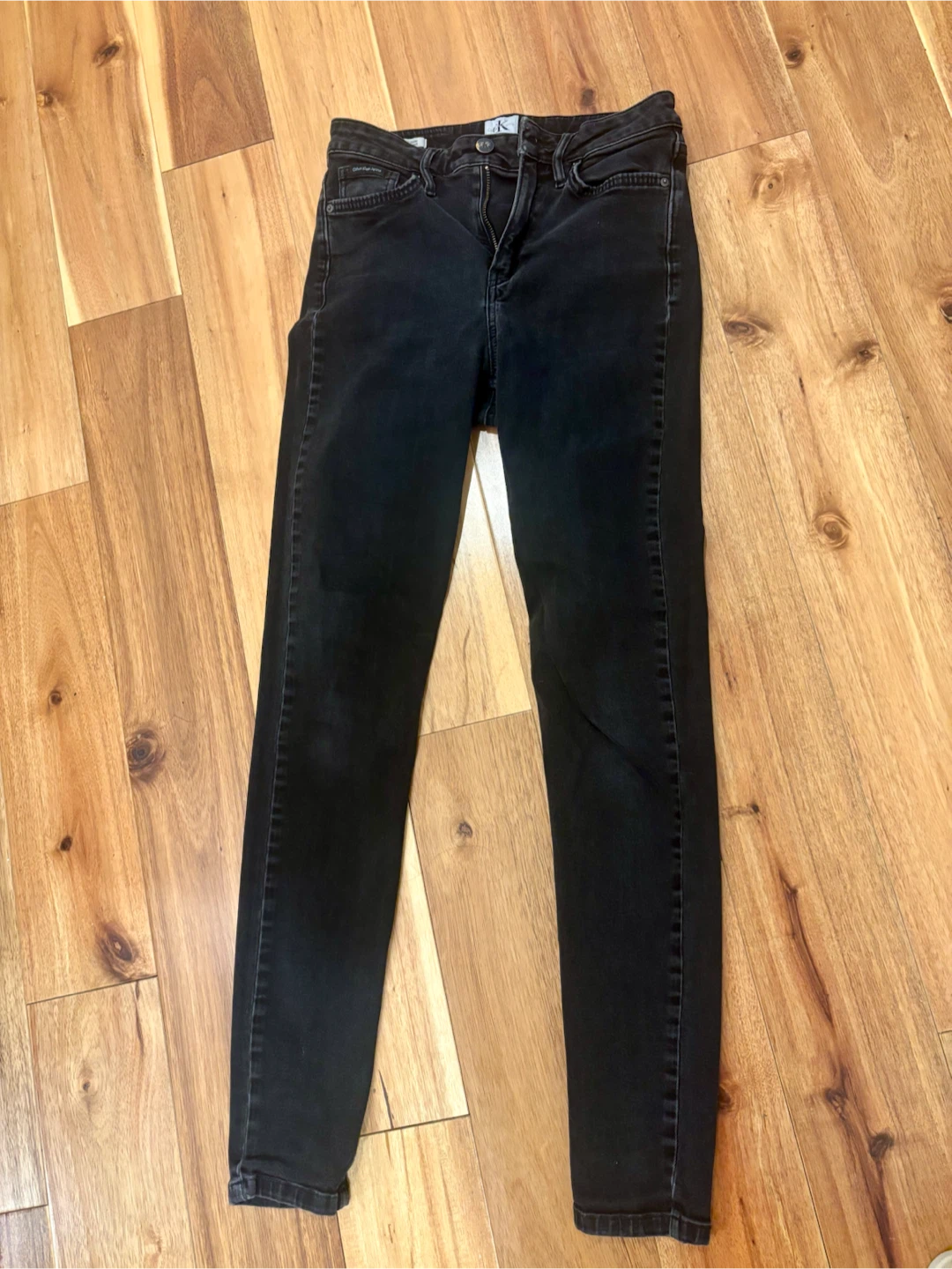 Calvin Klein Women's Black Skinny Jeans Size 27