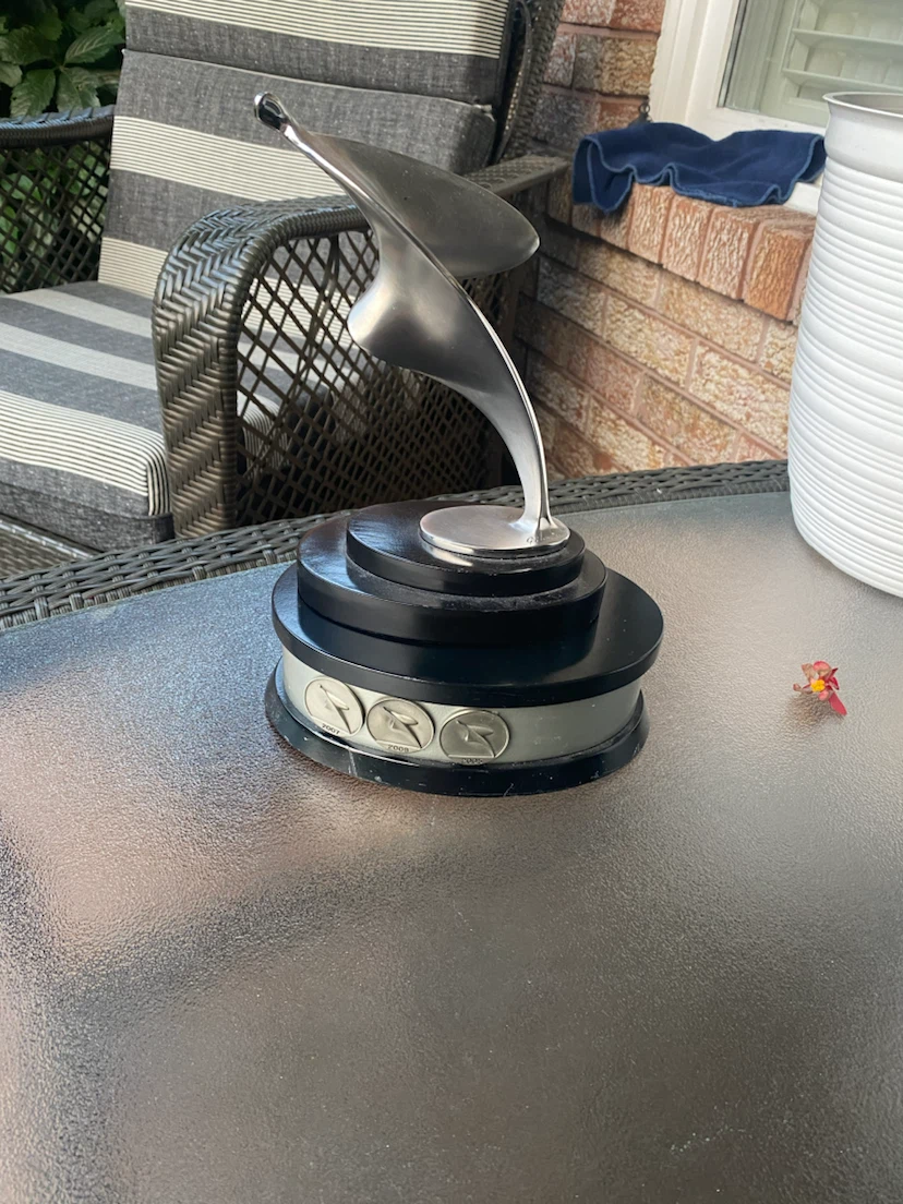 Abstract Metal Sculpture Desk Ornament - photo 2