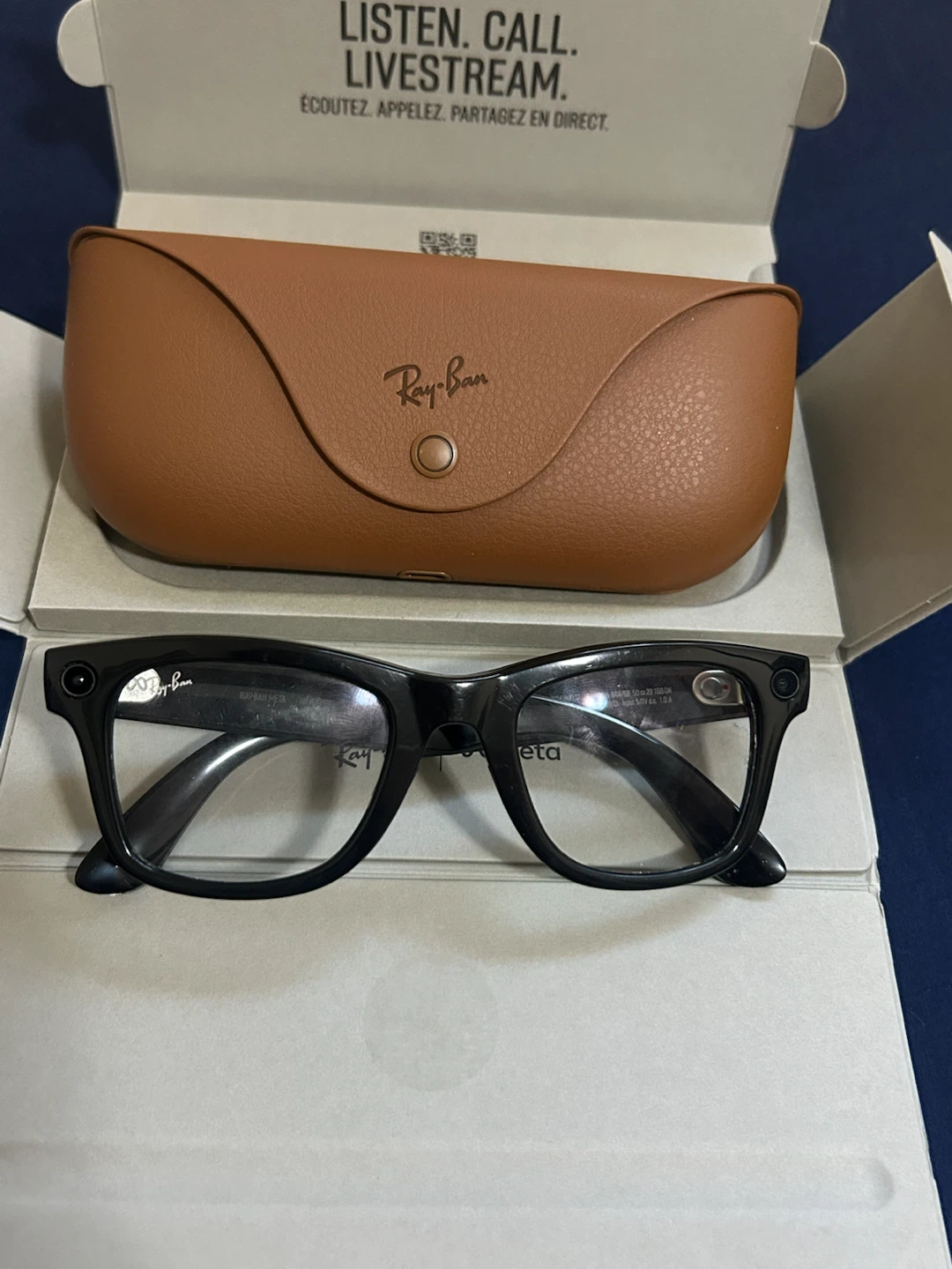 Ray-Ban Meta Wayfarer Glasses+ Charging Case – For Parts - photo 2