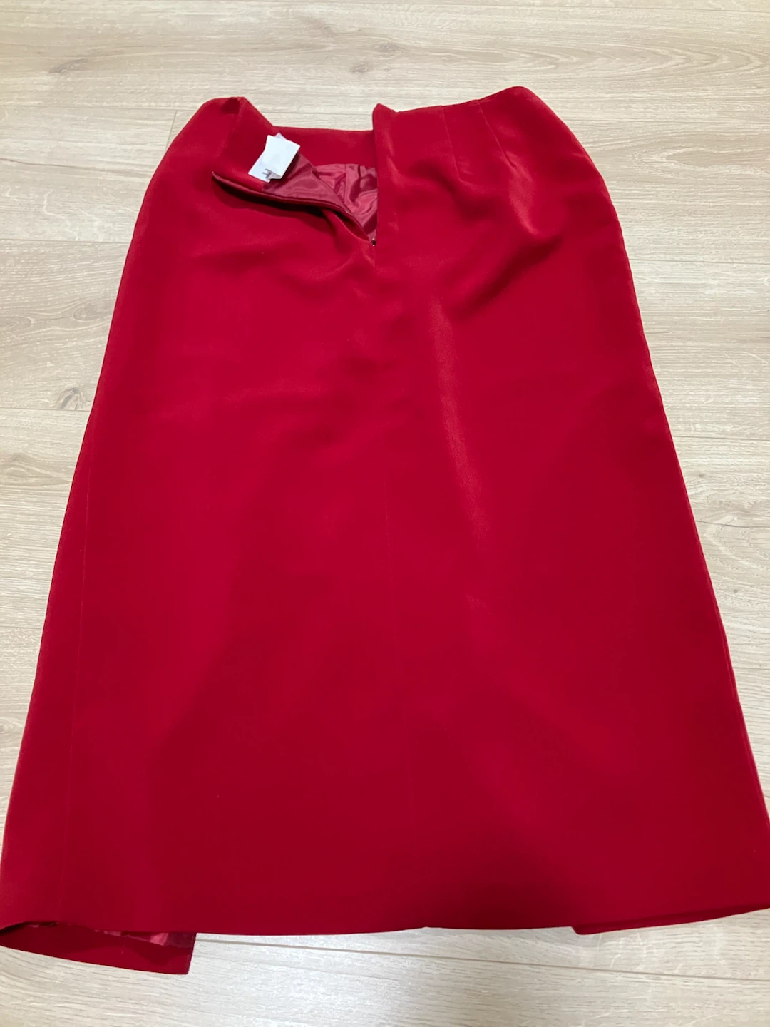 Red skirt dress clothes sale - photo 2