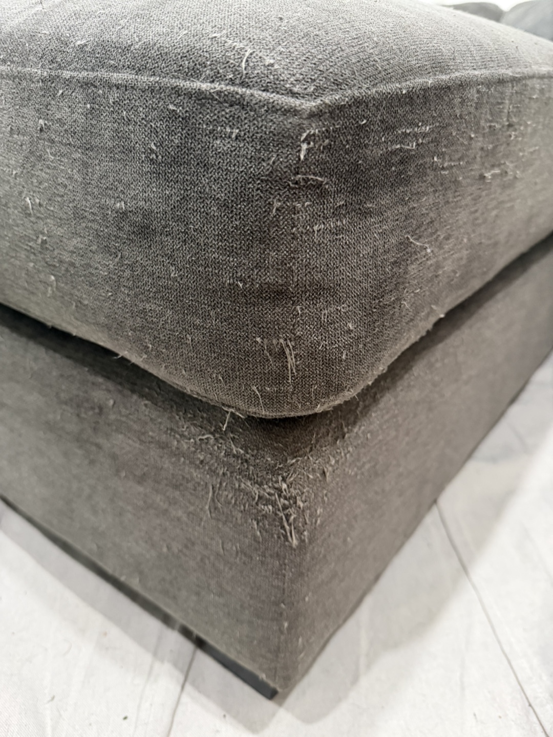 Free sectional couch - photo 2