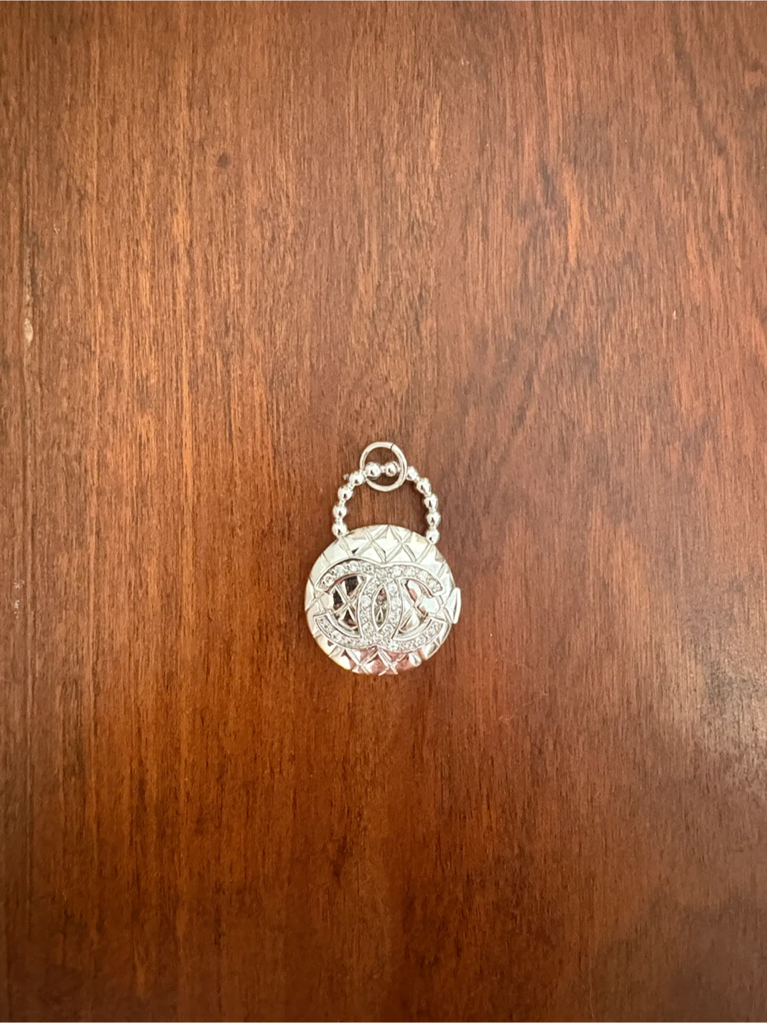 Chanel pendant & pearl necklace buy together or separate - photo 2
