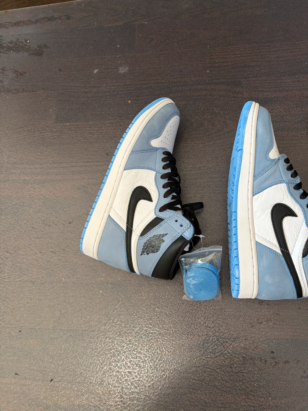 Air Jordan 1 High University Blue US9.5 - photo 4