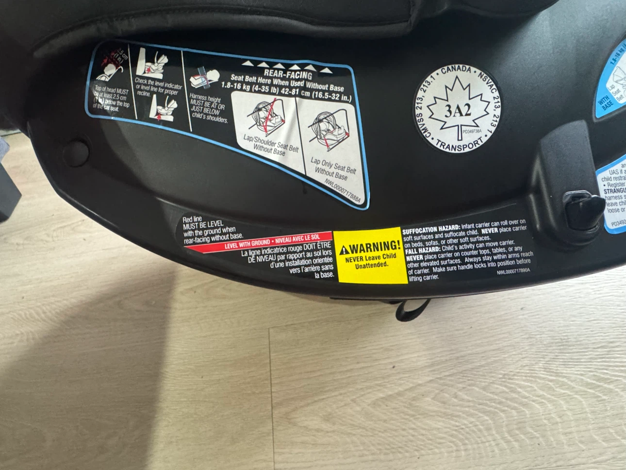 Graco SnugRide SnugLock 35 Infant Car Seat with base - photo 2