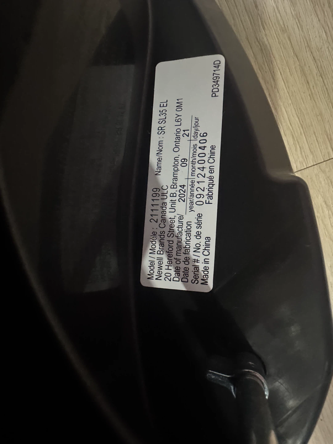 Graco SnugRide SnugLock 35 Infant Car Seat with base - photo 3