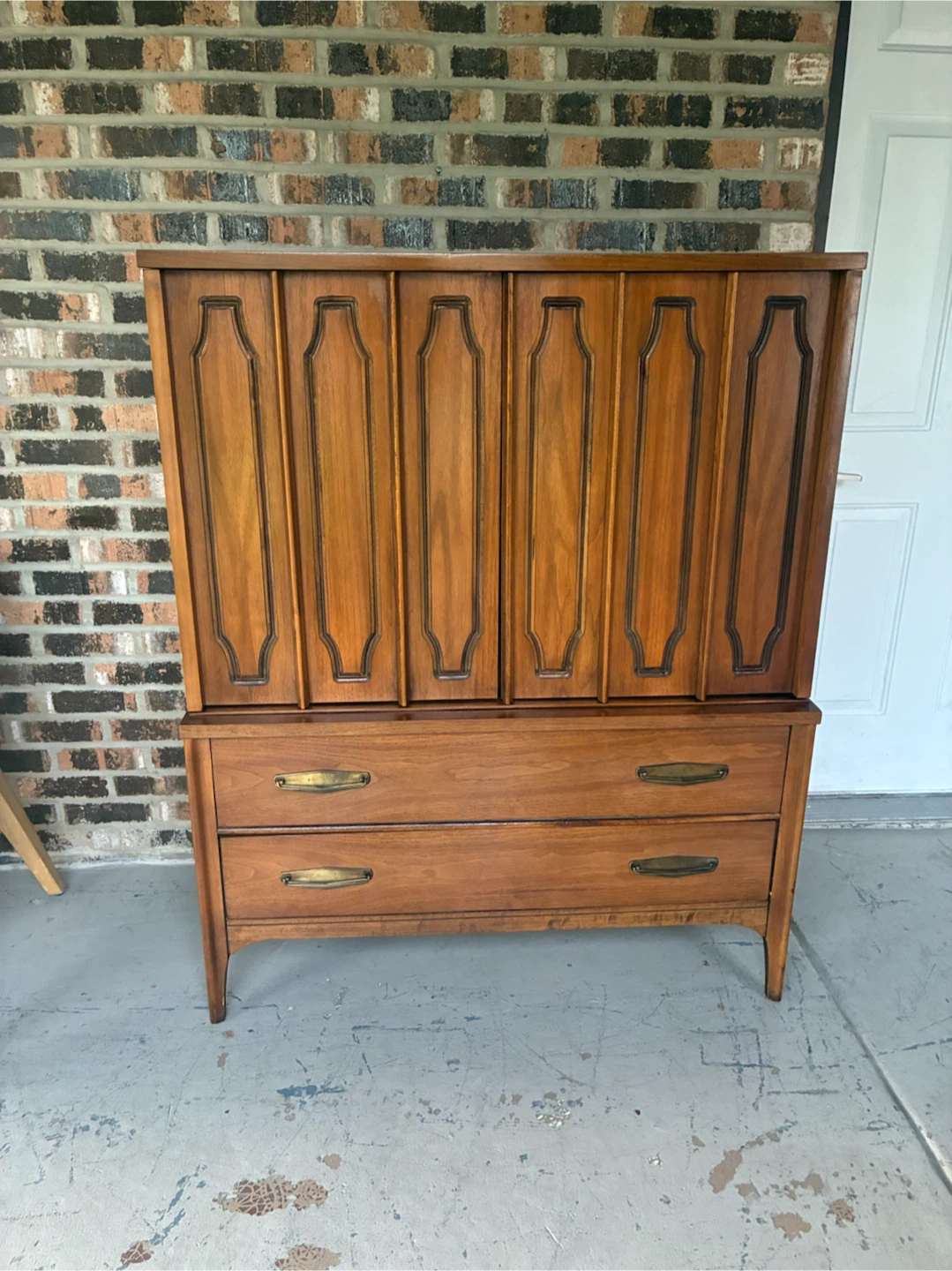 Kent Coffey MCM dresser - photo 2
