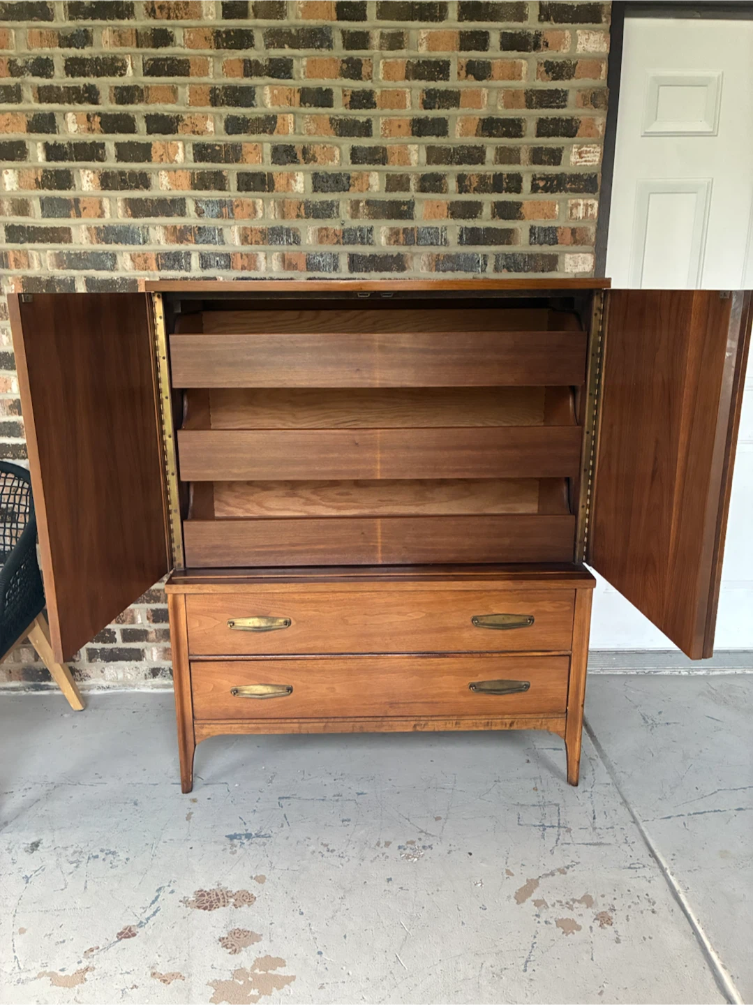 Kent Coffey MCM dresser - photo 3