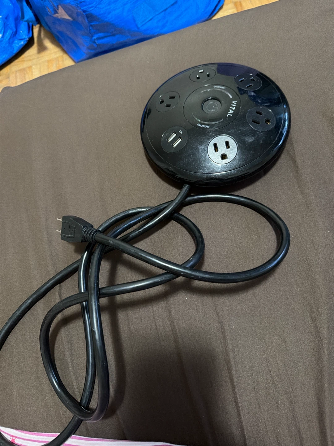 Vital 6-Outlet Surge Protector Power Strip with 2 USB Ports