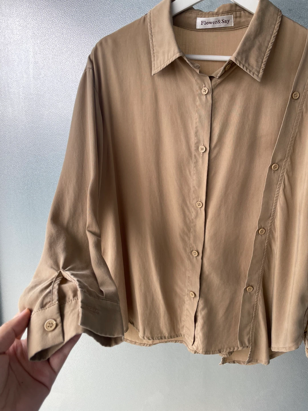Flower & Say Beige Button-Up Shirt. Size M - photo 2