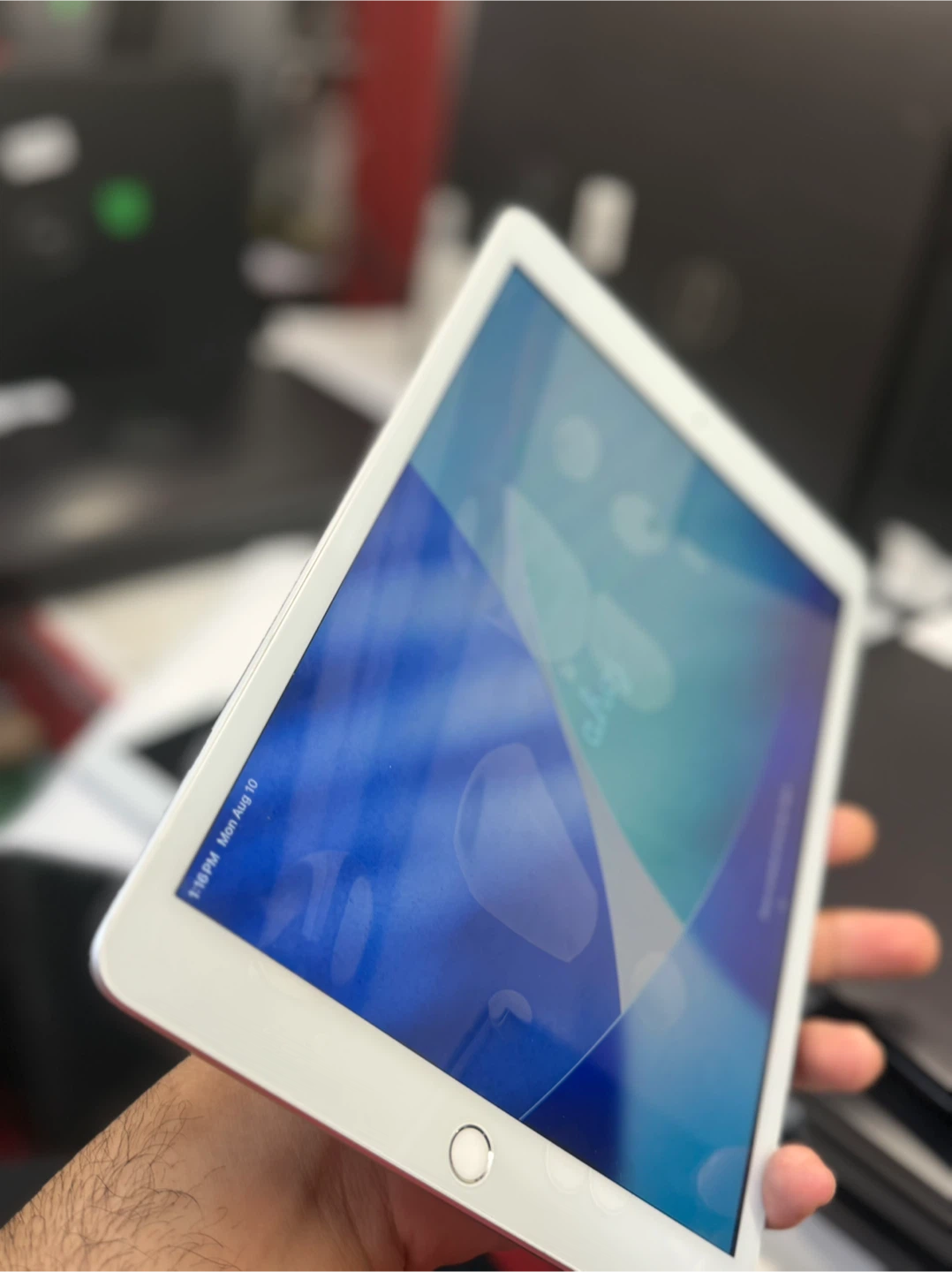 Apple iPads (2) - photo 4