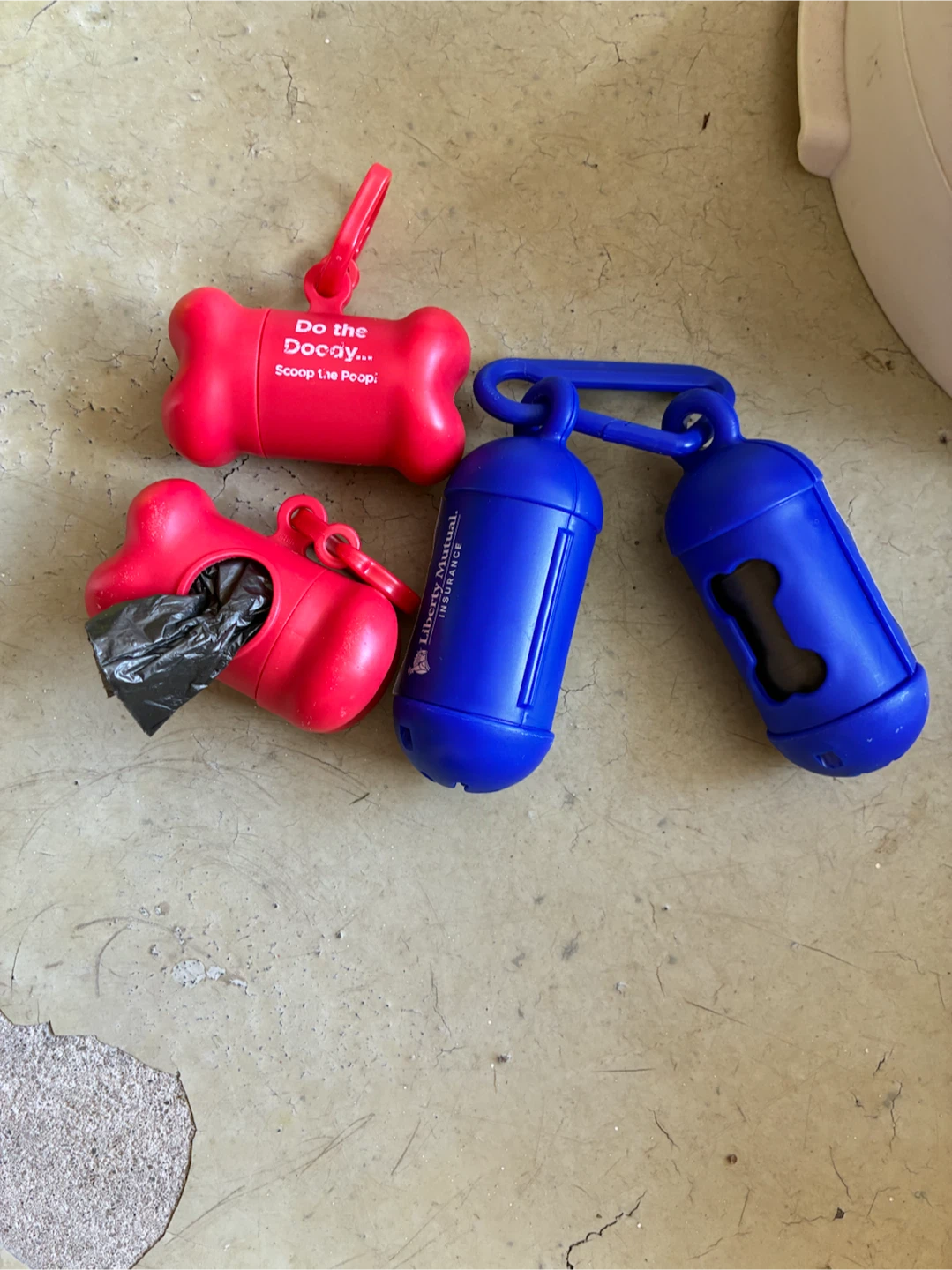 Doggy Bag Dispensers (2 Red, 2 Blue)