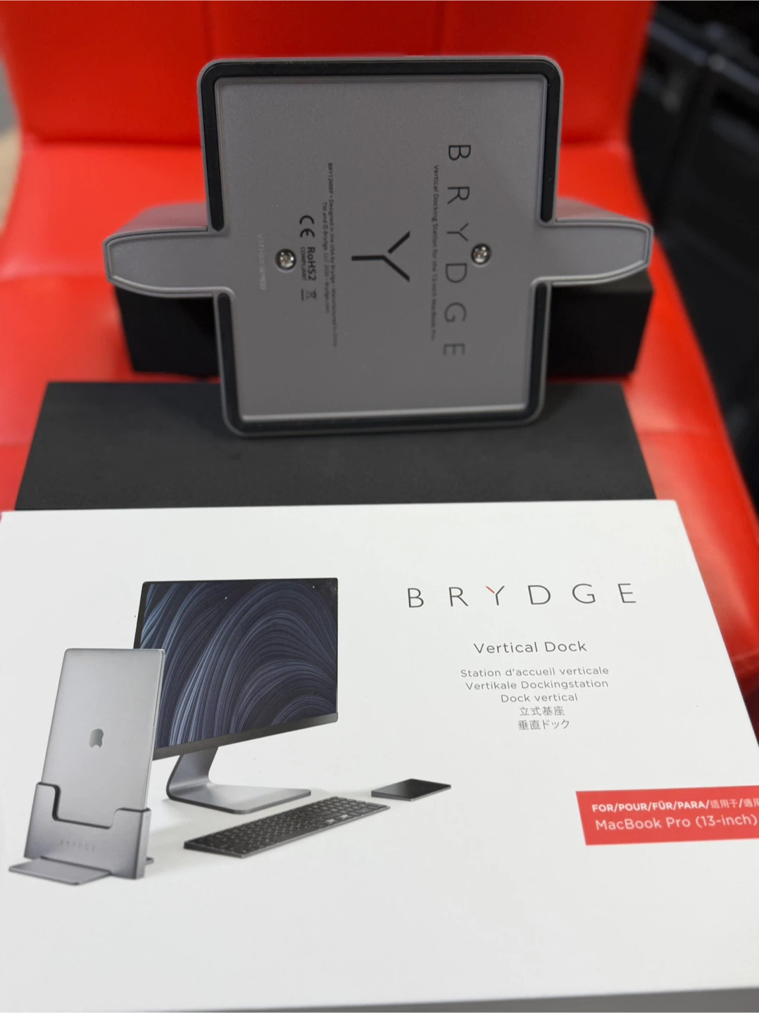 Brydge Vertical Dock for MacBook Pro (13-inch and 15 inch) - photo 4