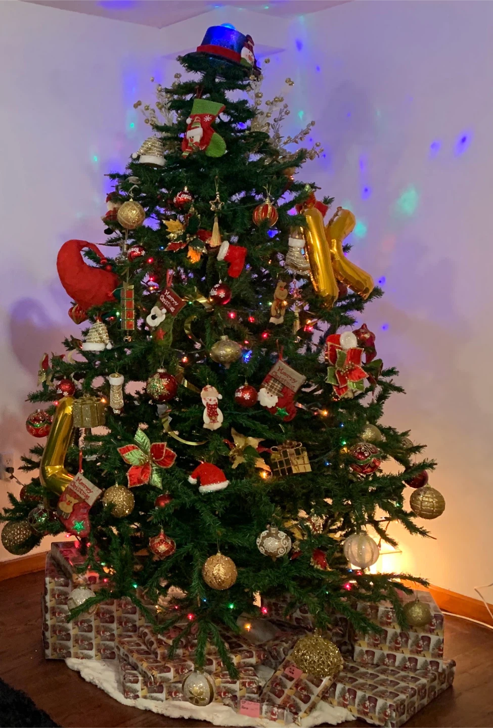 Christmas Tree - 7 to 7.5 FT