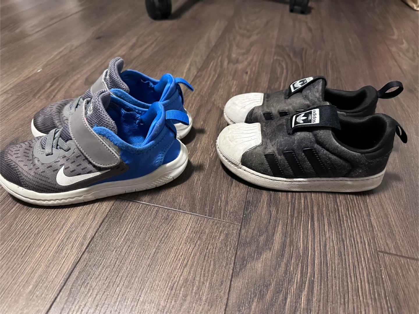 Kids Nike & Adidas Runners Shoes size toddler US 9.5-10 - photo 4