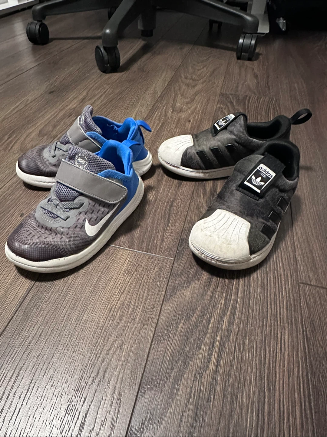 Kids Nike & Adidas Runners Shoes size toddler US 9.5-10 - photo 2