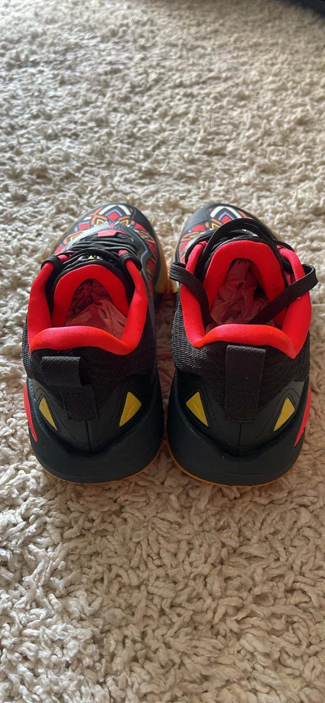 Basketball Shoes - photo 4
