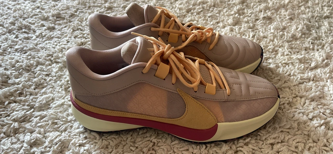 Basketball Shoe - photo 2