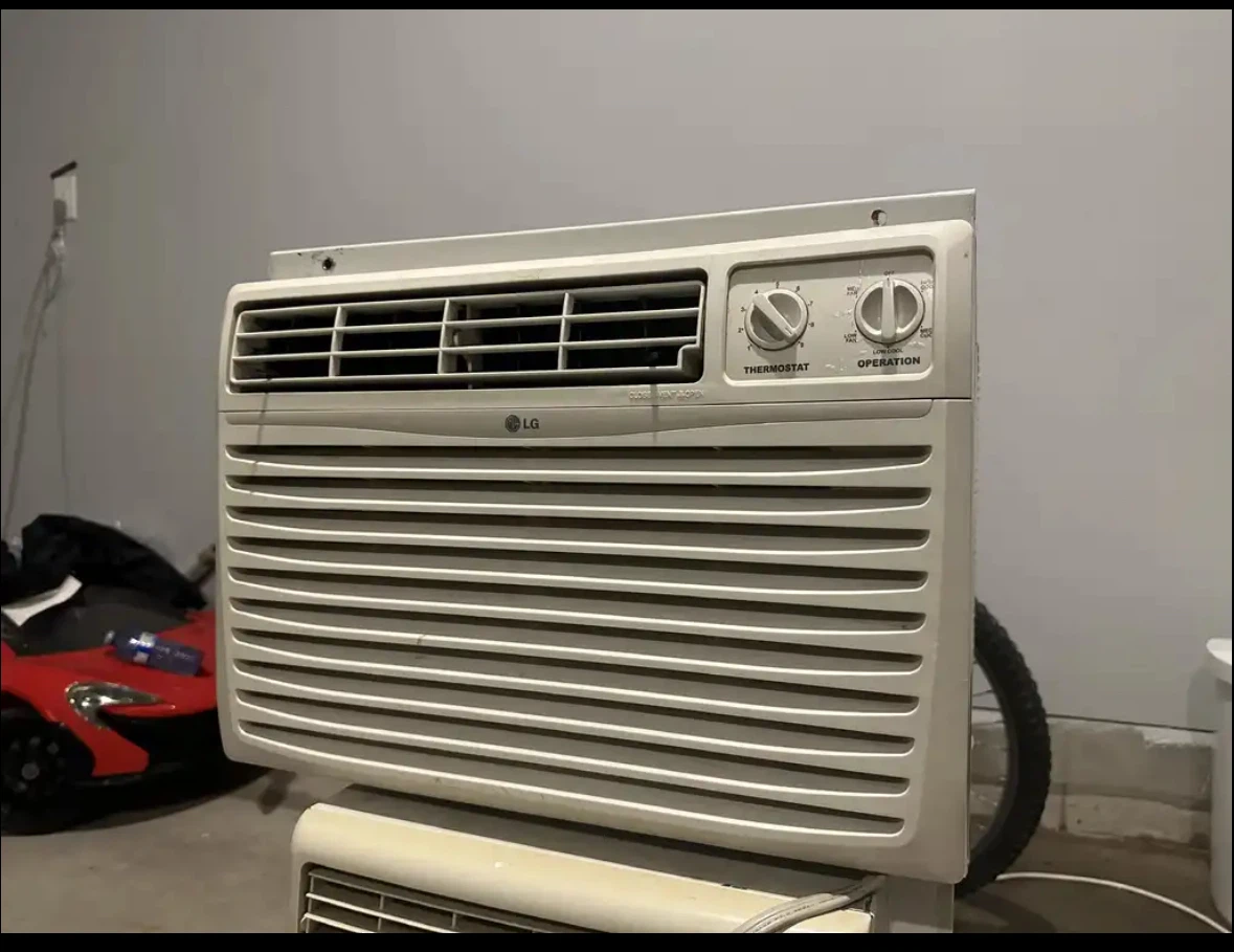 LG Window Air Conditioner WR-1030