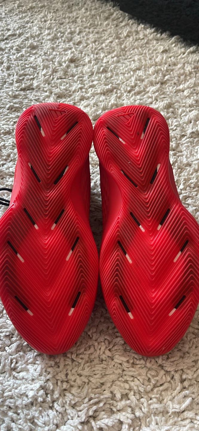 Adidas AE1