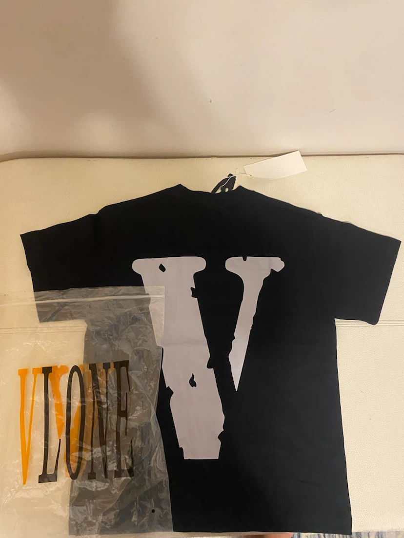 VLONE T-Shirt - Black - photo 2