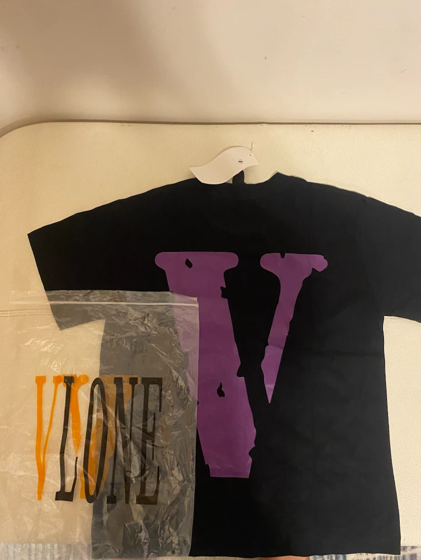VLONE T-Shirt - Black - photo 4