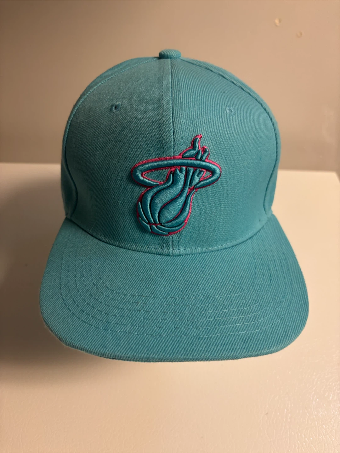 New Era Miami Heat 9FIFTY Snapback Hat